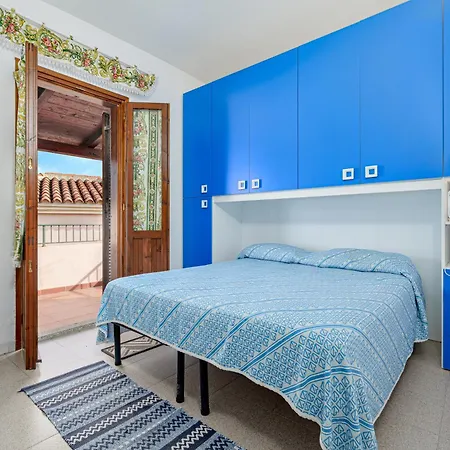 A 200 Mt Dalla Holiday home *